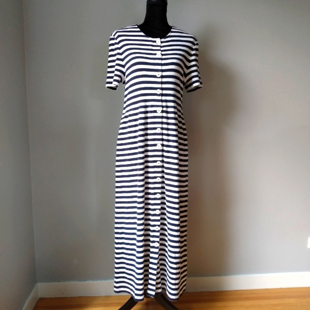 Navy and white Talbott button up Stripe dress size large with front pockets